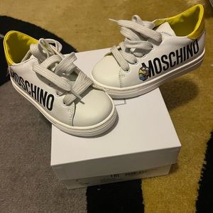 Moschino minion toddler sneakers